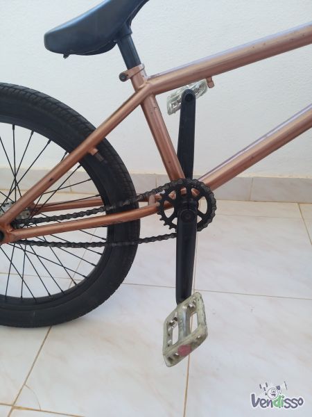 Vendo Bicicleta BMX