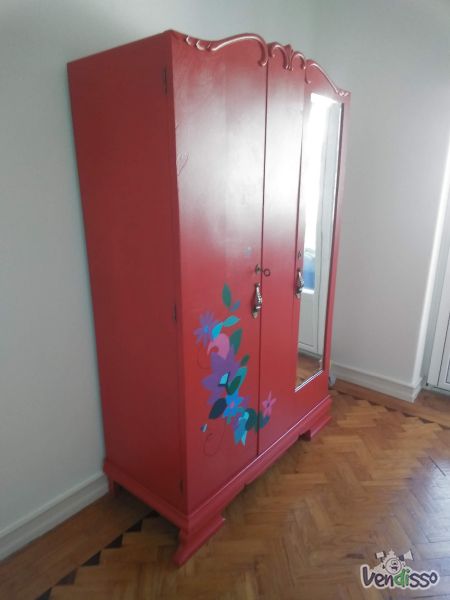 Guarda Roupa Restaurado, Colorido e Florido! 
