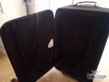 2 malas de viagem grande e uma média