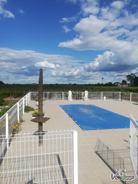 Quarto em Moradia, sitio calmo com serventia de cozinha e zona de lazer