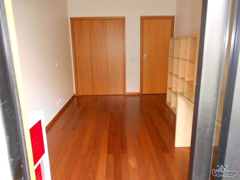 T2 Renovado em Av. de Sao Gonçalo, Guimaraes 006