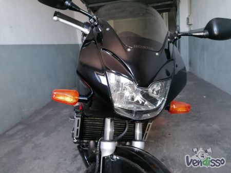 Hornet S encarnagens da frente mais manómetros e piscas e farol