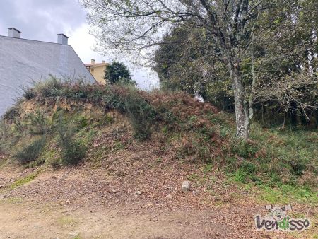 Terreno para Construção com 271 m2 perto de Santo Ovídeo