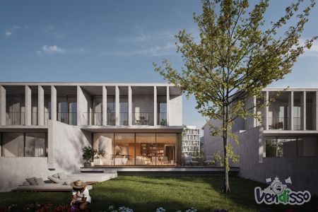 Empreendimento de Moradias V3, com jardim privado em Arcozelo