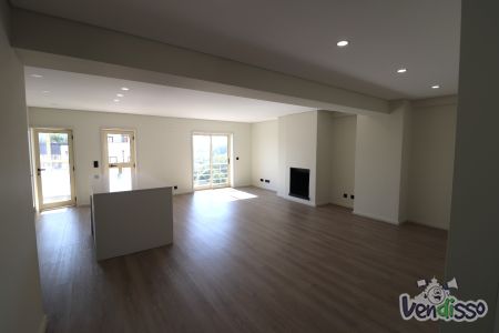 Excelente Apartamento T3 na Avenida da República - Vila Nova de Gaia