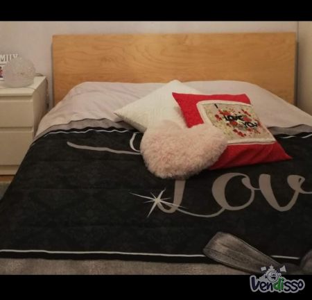 Vendo cama bem estimada IKEA