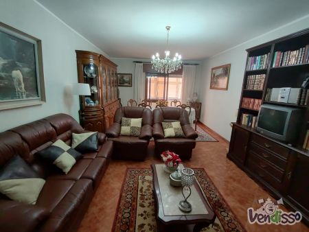 Apartamento T2+1 com Lugar de Garagem em Mafamude - Vila Nova de Gaia